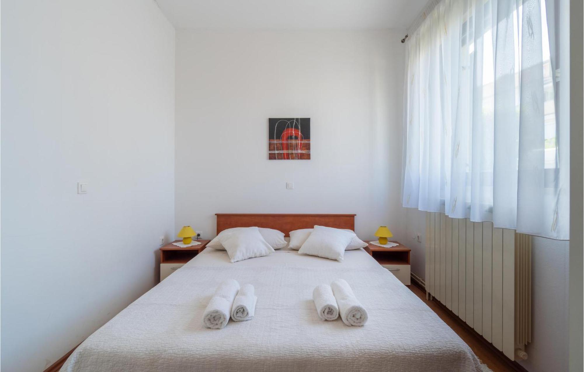 Awesome Apartment In Pula With Wifi * Pula