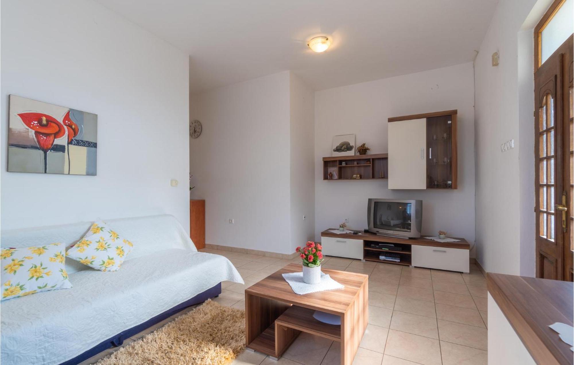 Awesome Apartment In Pula With Wifi * Pula